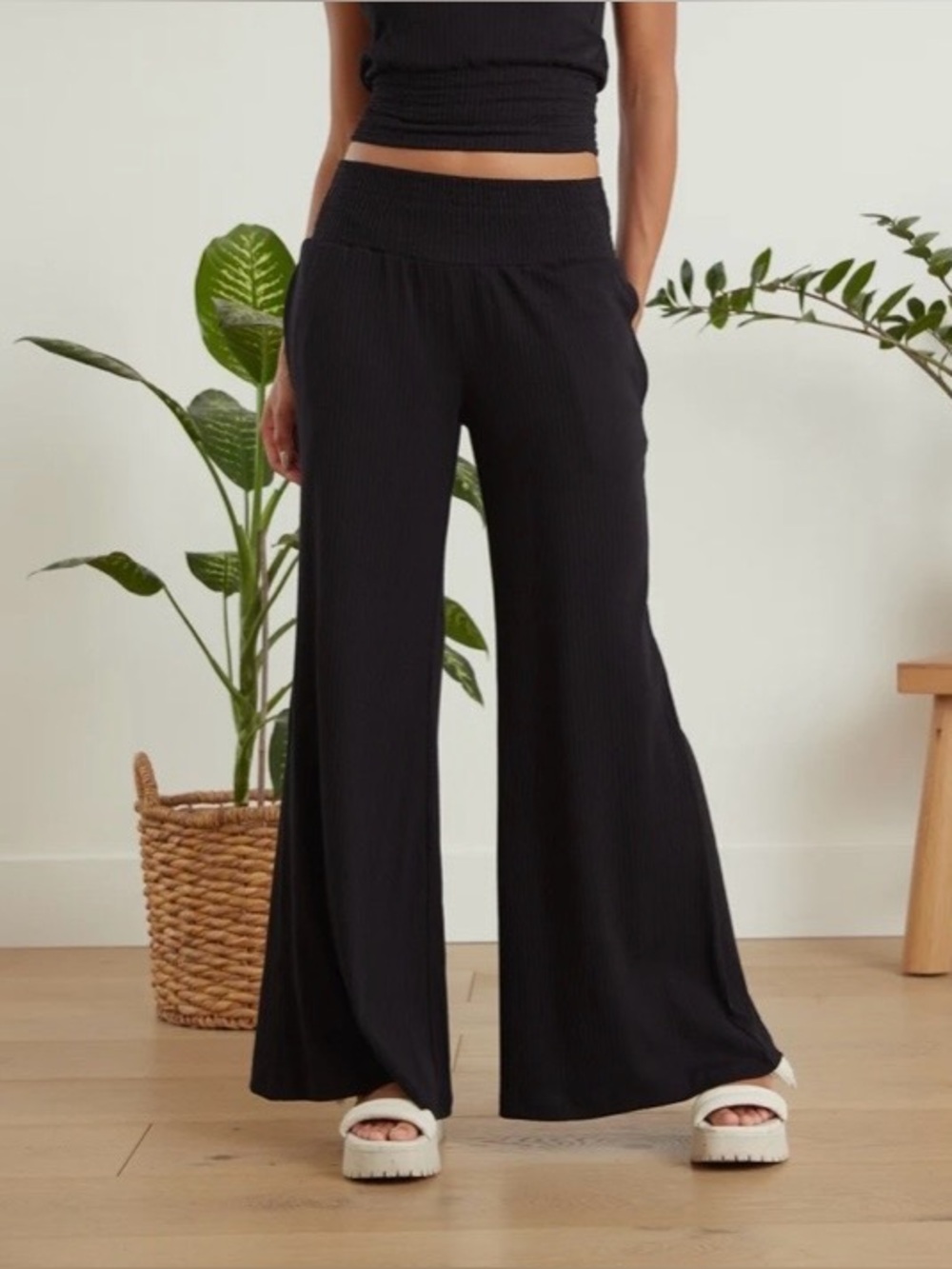 •KNOWN SUPPLY• waldo wide leg pants
